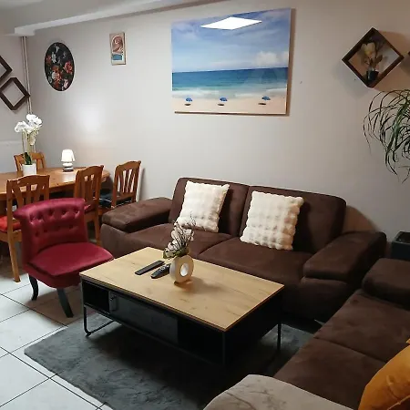 Grande Maison A Cote Du Metro, Proche De Lille Prázdninový dům *